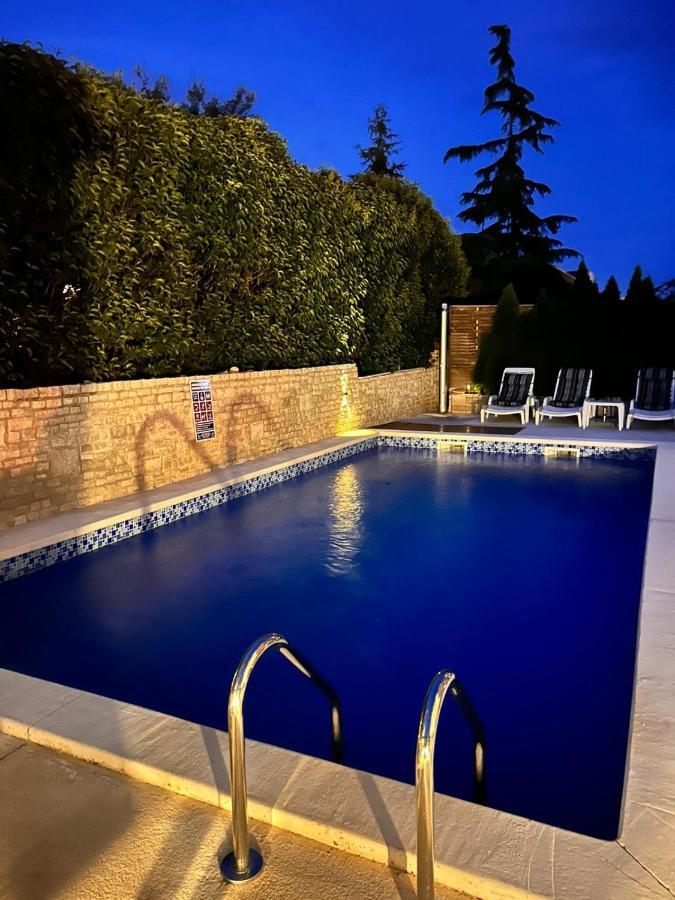Villa Gregovica &T 2 Pula Buitenkant foto